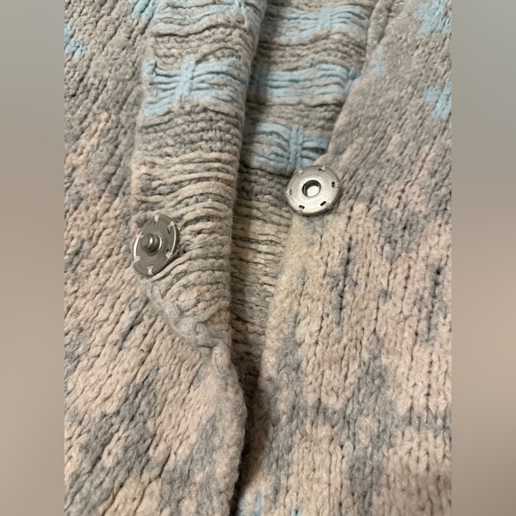 Free People Winter Wonderland Cardigan Sweater - Size M (oversized) - Picture 9 of 13